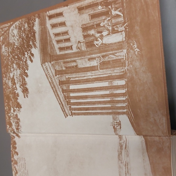 Book by Flexner, "Washington The Indispensable Man". - Picture 8 of 9